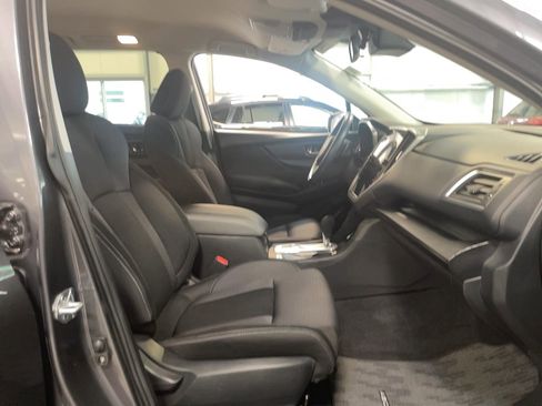 Used 2023 Subaru Ascent Premium image 17
