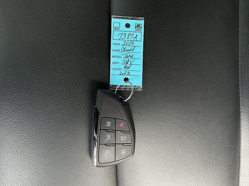 Used 2024 Chevrolet Tahoe LT AWD/4WD image 21