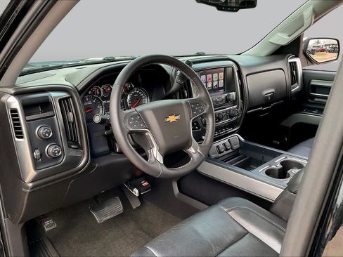 Used 2015 Chevrolet Silverado 1500 LTZ Z71 w/ LTZ Plus Package AWD/4WD image 16