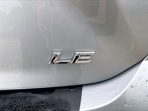 Used 2025 Toyota Camry LE FWD image 10