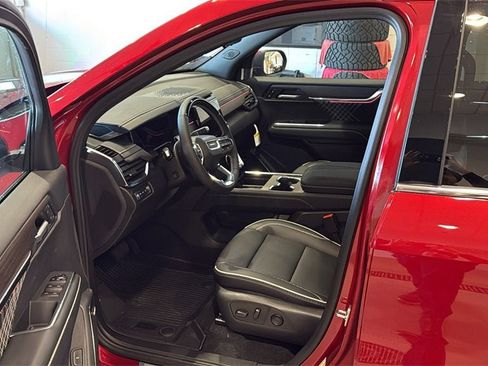 New 2026 GMC Acadia Denali w/ Super Cruise Package image 23