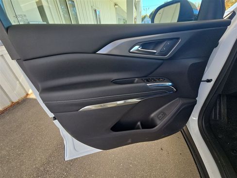 New 2026 Chevrolet Traverse LT image 21