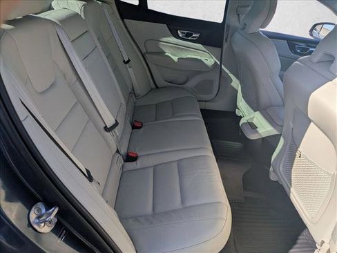 Used 2023 Volvo S60 B5 Core w/ Climate Package image 19