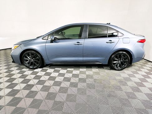 Used 2025 Toyota Corolla SE image 6