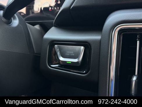 New 2026 GMC Yukon Denali w/ Denali Reserve Package AWD/4WD image 19