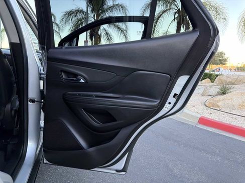 Used 2018 Buick Encore Preferred image 28