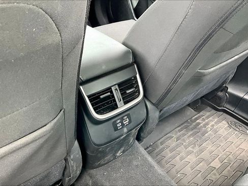 Used 2025 Subaru Legacy Premium AWD/4WD image 10