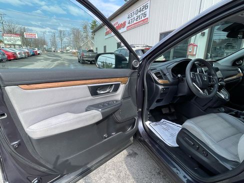 Used 2017 Honda CR-V EX image 11