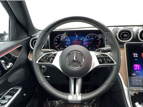 Used 2025 Mercedes-Benz C 300 Sedan image 34