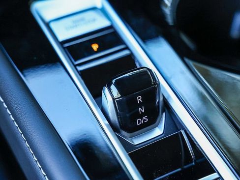 New 2026 Volkswagen Atlas SE image 32