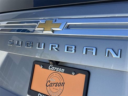 Used 2023 Chevrolet Suburban Premier image 29