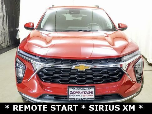Used 2026 Chevrolet Trax LT w/ Driver Confidence Package image 3