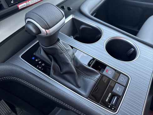 Certified 2026 Toyota Sienna XLE image 22