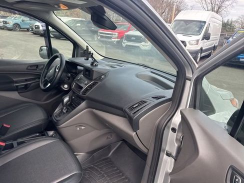 Used 2020 Ford Transit Connect XL image 10