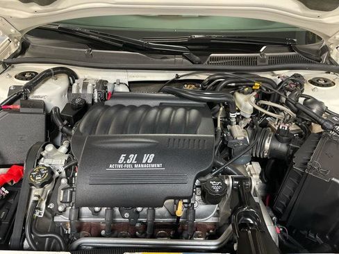 Used 2009 Chevrolet Impala SS w/ Convenience Package image 55