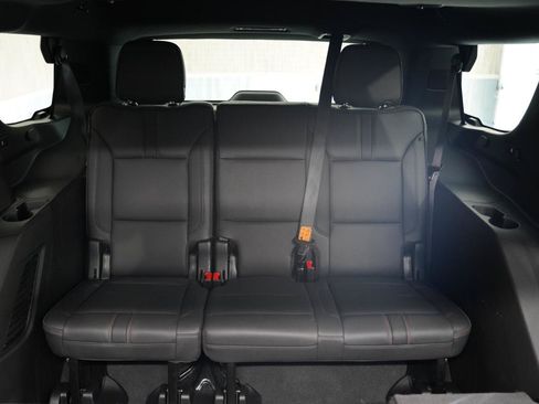 Used 2024 Chevrolet Tahoe RST w/ Luxury Package AWD/4WD image 39