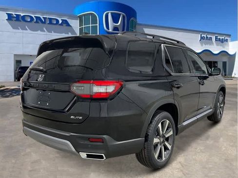 New 2025 Honda Pilot Elite image 8