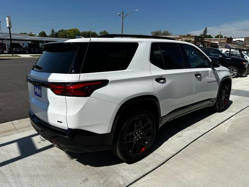 Used 2022 Chevrolet Traverse Premier w/ Redline Edition image 5
