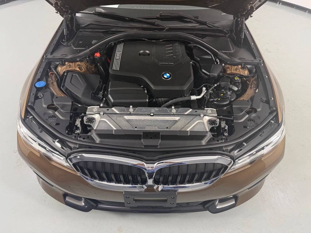 Used 2019 BMW 330i xDrive Sedan w/ Convenience Package AWD/4WD image 9