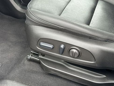 Certified 2023 Chevrolet Bolt LT image 35