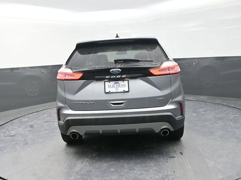 Used 2024 Ford Edge Titanium image 6