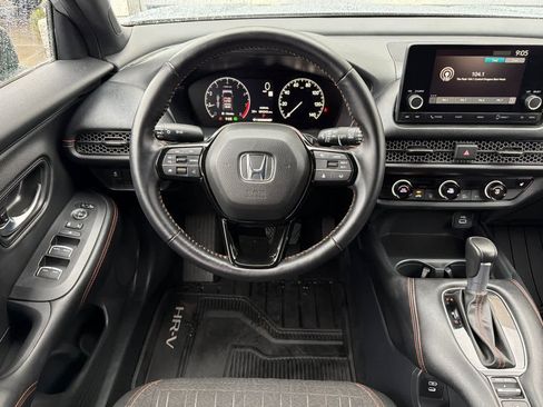 Certified 2025 Honda HR-V Sport image 16