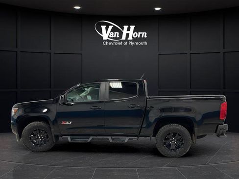 Used 2019 Chevrolet Colorado Z71 w/ Z71 Midnight Edition AWD/4WD image 4
