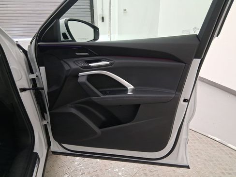 Used 2025 Audi Q5 Premium Plus w/ Premium Plus image 31