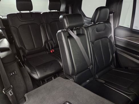 Certified 2021 Jeep Grand Cherokee L Overland image 36