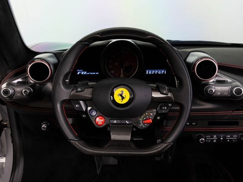Used 2022 Ferrari F8 Tributo RWD image 5