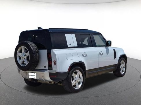 Used 2022 Land Rover Defender 110 SE AWD/4WD image 5