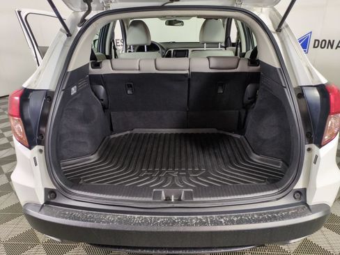 Used 2017 Honda HR-V LX image 23