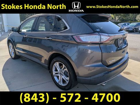 Used 2018 Ford Edge Titanium w/ Equipment Group 301A FWD image 4