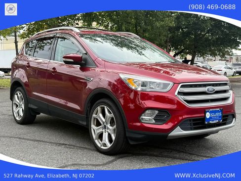 Used 2017 Ford Escape Titanium w/ Equipment Group 301A image 5