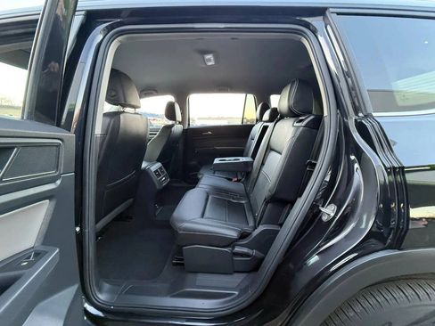 Used 2021 Volkswagen Atlas SE AWD/4WD image 7
