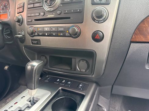 Used 2014 Nissan Armada Platinum AWD/4WD image 21