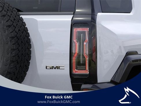 Used 2026 GMC Hummer EV SUV image 11