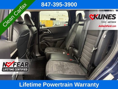 Used 2024 Mitsubishi Outlander SE image 28