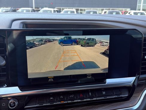 Used 2023 Chevrolet Silverado 1500 LT w/ Protection Package AWD/4WD image 21