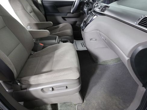 Used 2015 Honda Odyssey EX image 24