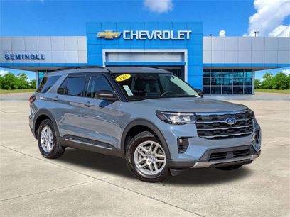 Used 2025 Ford Explorer Active w/ Active Comfort Package