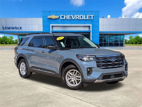 Used 2025 Ford Explorer Active w/ Active Comfort Package image 1