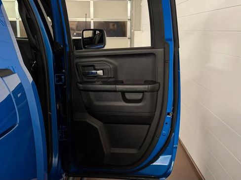 Used 2022 RAM 1500 Classic Warlock w/ Electronics Group AWD/4WD image 32