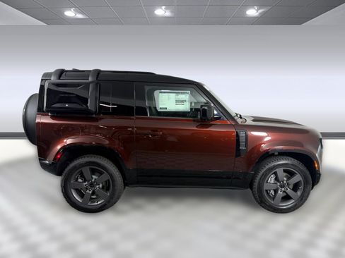 New 2026 Land Rover Defender 90 X-Dynamic SE AWD/4WD image 8
