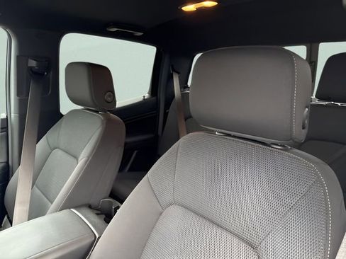 Used 2023 Chevrolet Colorado LT w/ LT Convenience Package II image 8