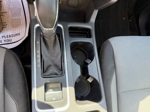 Used 2018 Ford Escape SE w/ Ford Safe & Smart Package image 12