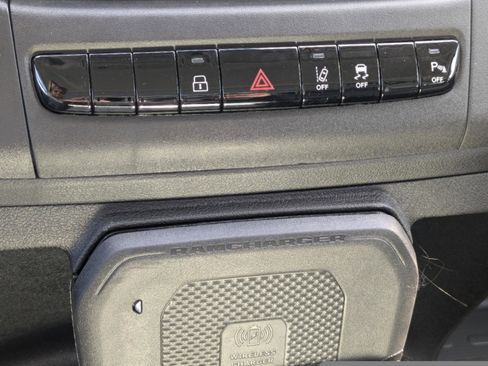 New 2025 RAM ProMaster 3500 w/ Leather Interior Group image 23