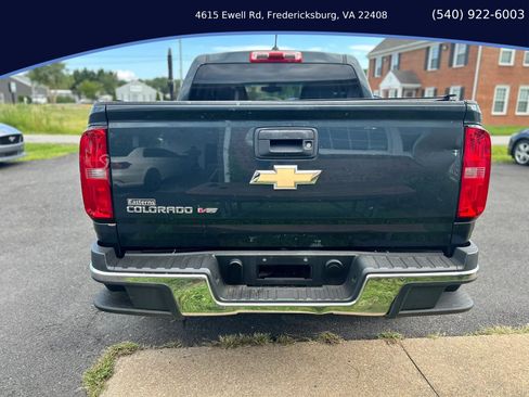 Used 2017 Chevrolet Colorado W/T AWD/4WD image 4