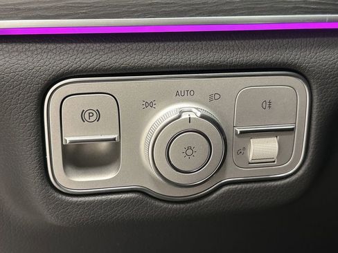 Certified 2024 Mercedes-Benz GLS 450 4MATIC image 37