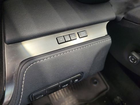 Used 2018 Lexus LC 500 Coupe w/ Performance Package image 28